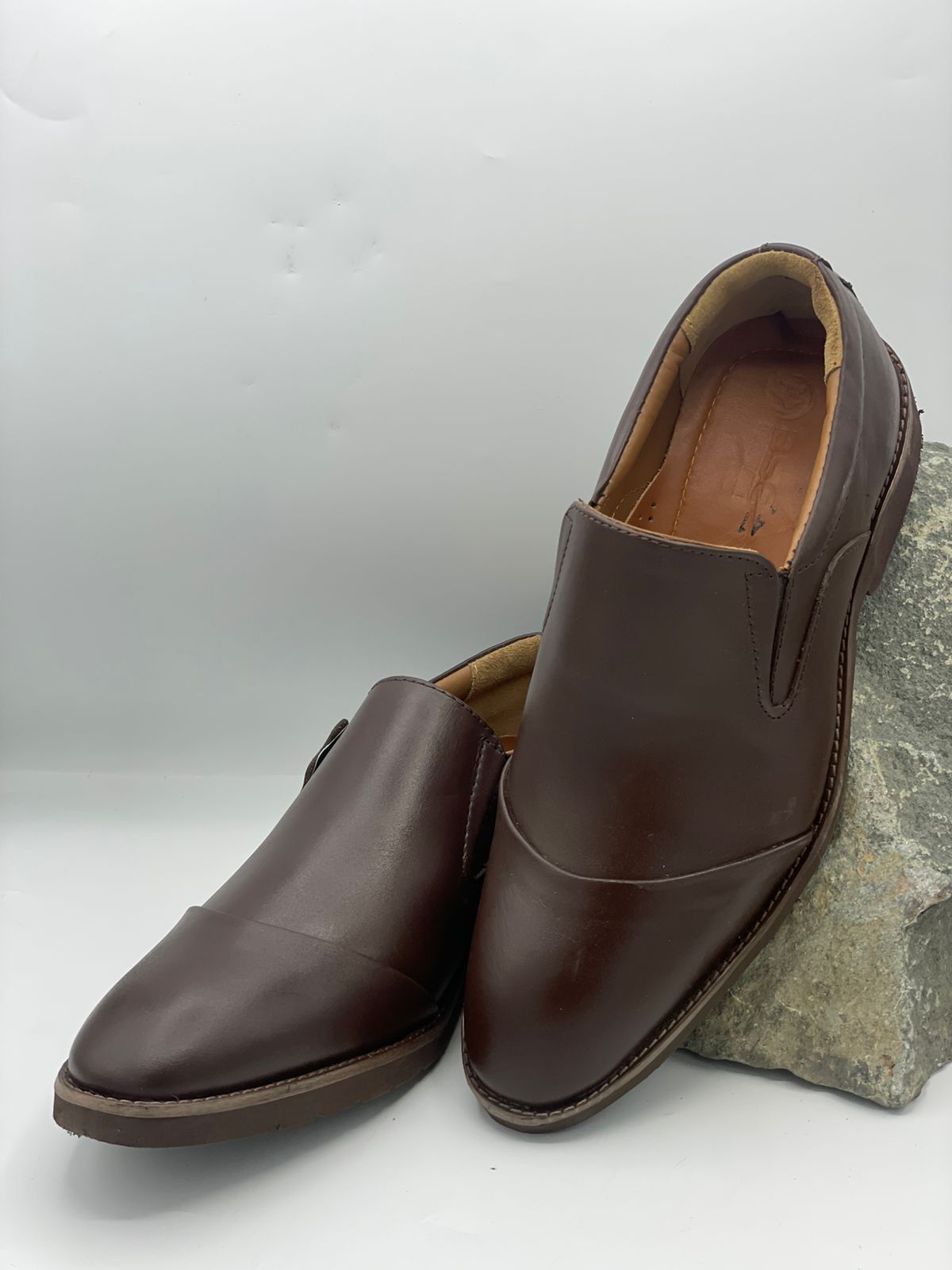 Brown shoe for men